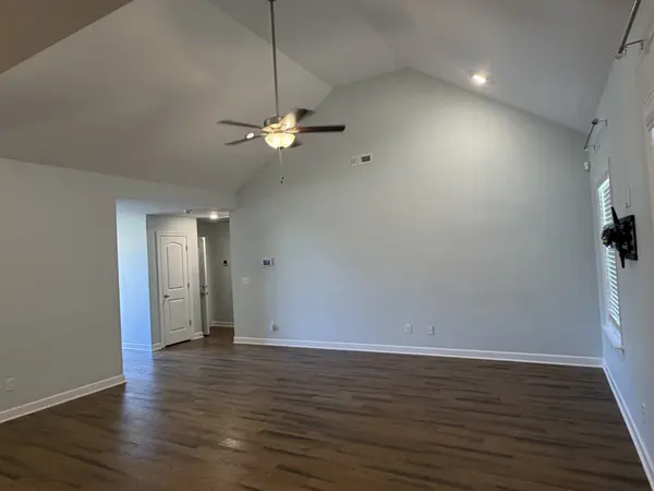 505 Preserve Cir, Manchester, TN 37355