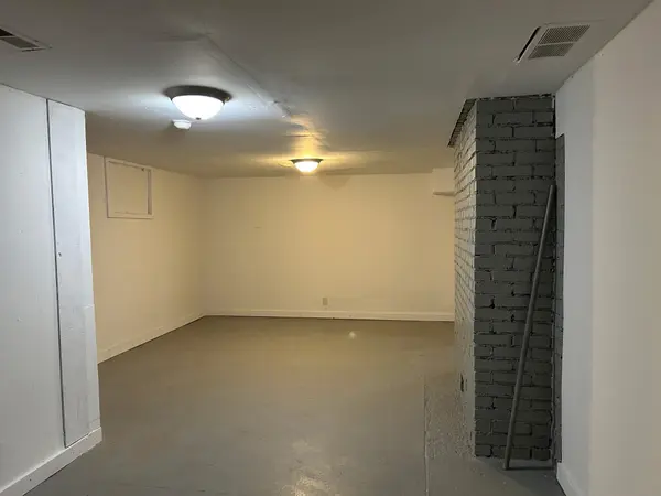 824 S seneca, Wichita, KS 67213