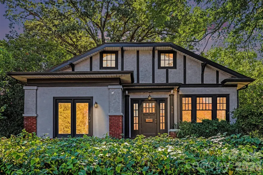 510 Hawthorne LN, Charlotte, NC 28204