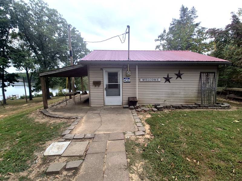 0000 Lakeview RD, Galatia, IL 62935
