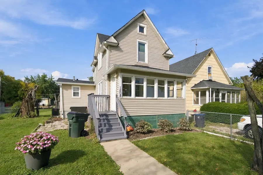 1808 Hermon AVE, Zion, IL 60099