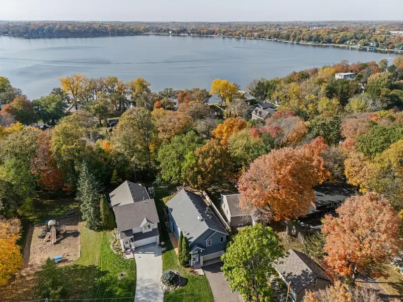 3045 Dundee LN, Mound, MN 55364