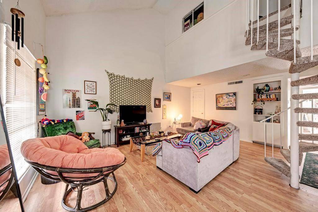 2401 Leon ST #308, Austin, TX 78705