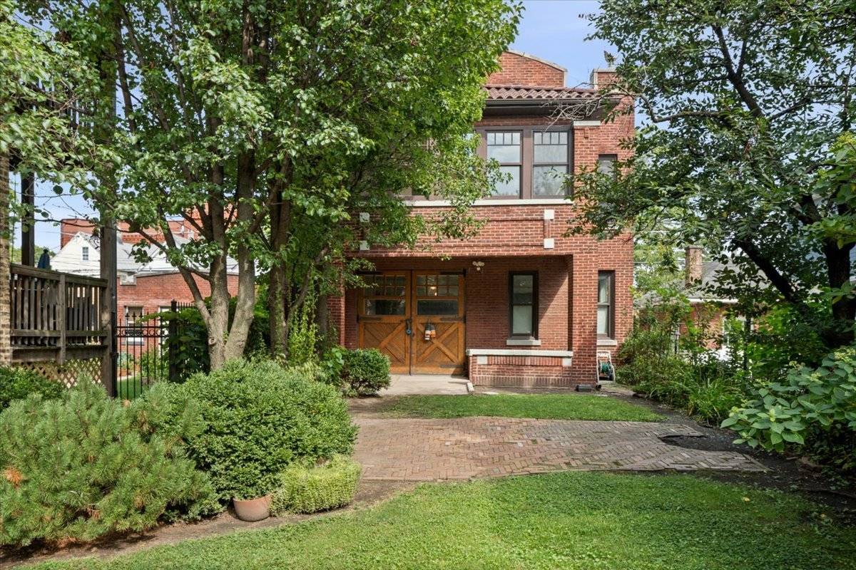 1835 N Humboldt BLVD, Chicago, IL 60647