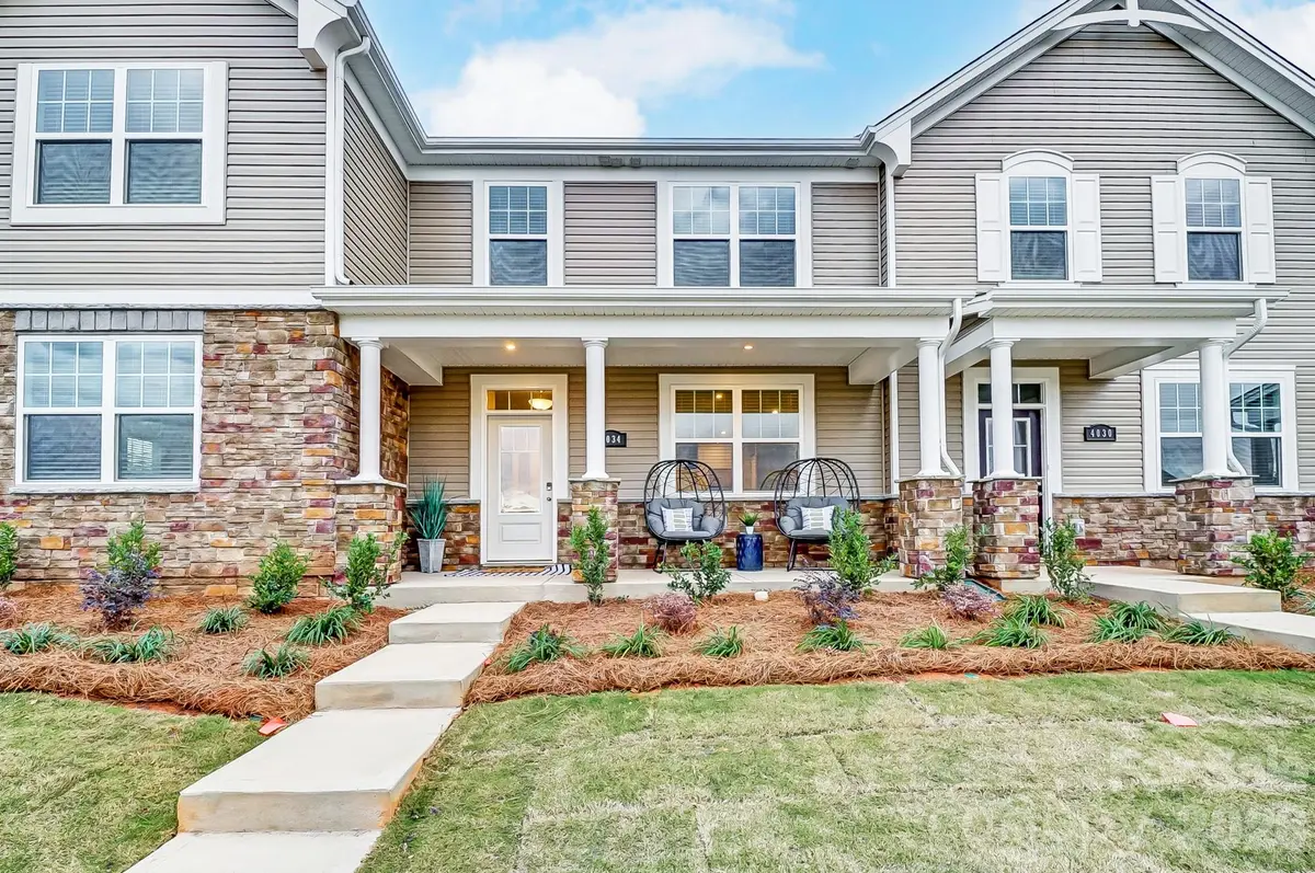 5209 Wyes Oak LN, Charlotte, NC 28269
