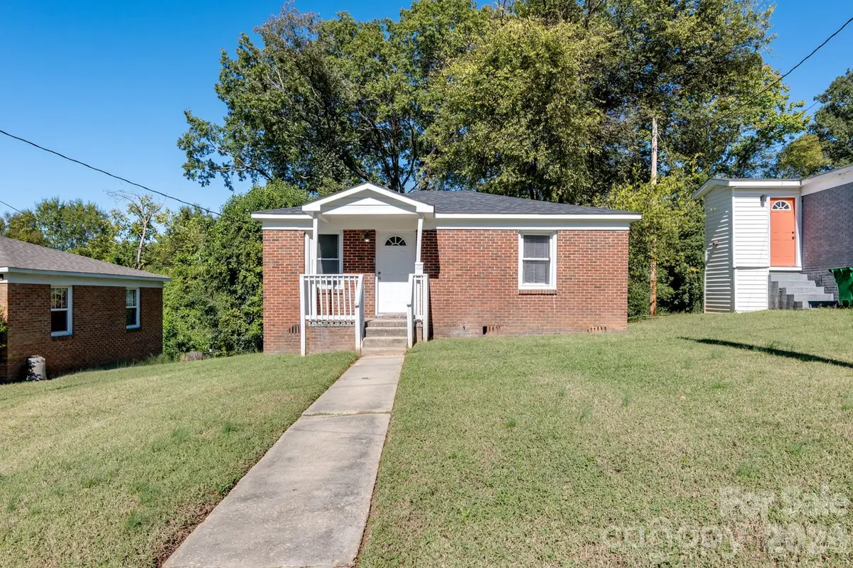 2604 Booker AVE, Charlotte, NC 28216