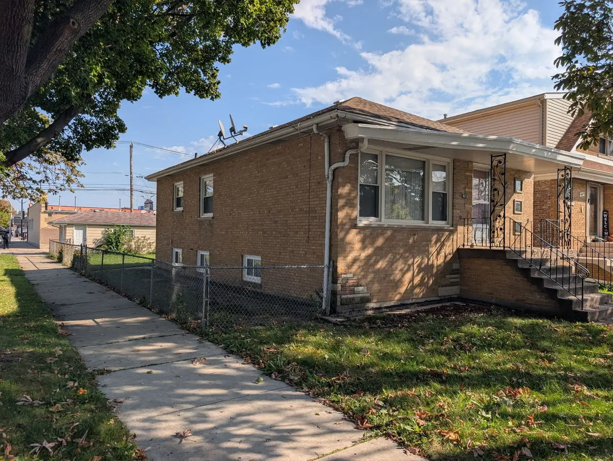 4601 S Komensky AVE, Chicago, IL 60632
