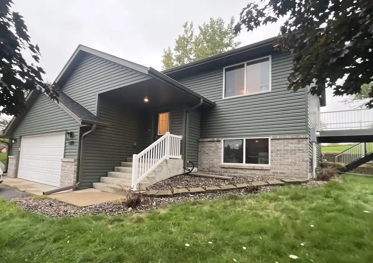 1609 25th ST SE, Saint Cloud, MN 56304