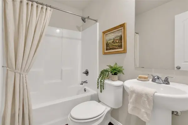 414 E Munson Street, Denison, TX 75021