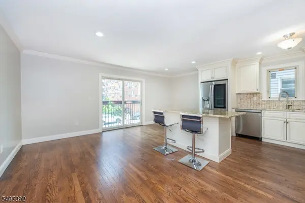59A Bleecker St #A, Jersey City, NJ 07307