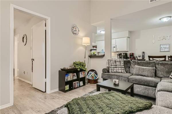 2126 Redwing WAY, Round Rock, TX 78664