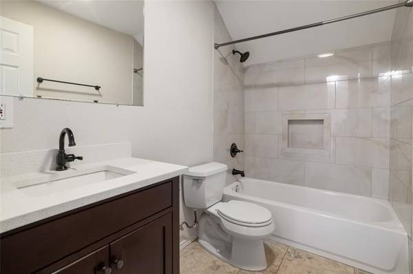 2401 Leon ST #308, Austin, TX 78705