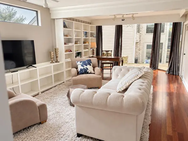 155 World Of Tennis SQ #155, Lakeway, TX 78738