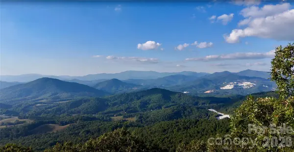 0000 Arrowhead Ridge RD, Spruce Pine, NC 28777