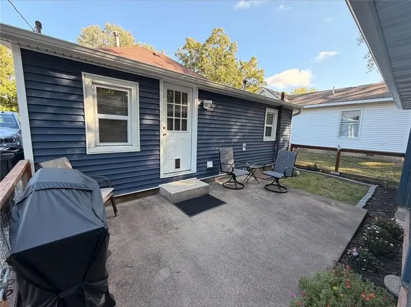 1013 W 2nd ST, Pittsburg, KS 66762