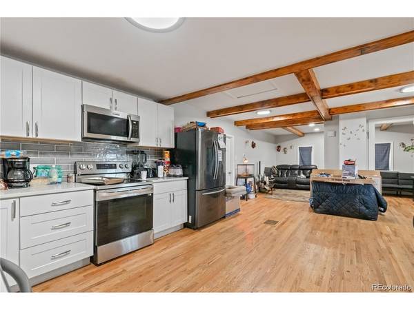 4992 Grove, Denver, CO 80221