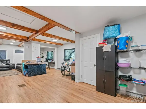 4992 Grove, Denver, CO 80221