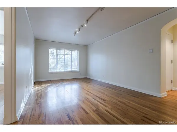 949 N Emerson #8, Denver, CO 80218