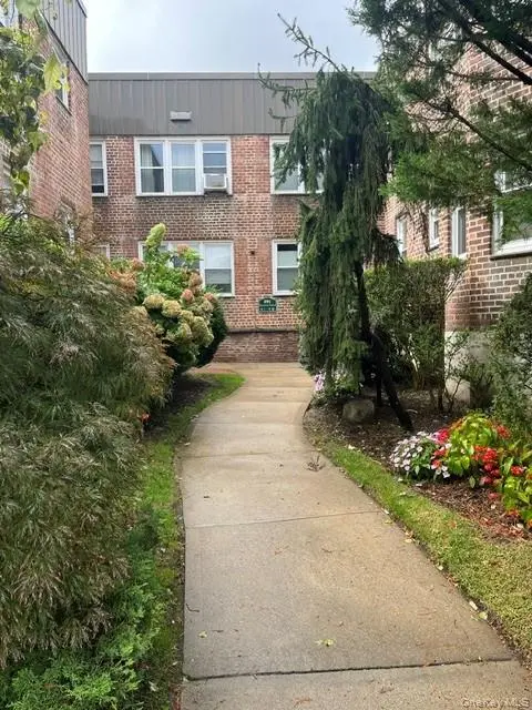291 Cedarhurst AVE #K4, Cedarhurst, NY 11516