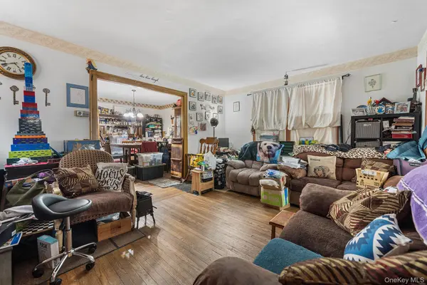12607 7th AVE, College Point, NY 11356