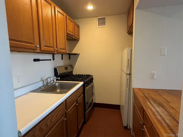 310 Riverside BLVD #3G, Long Beach, NY 11561