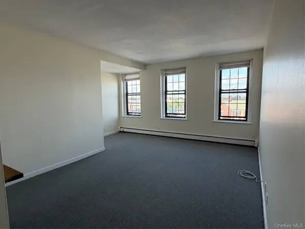 310 Riverside BLVD #3G, Long Beach, NY 11561