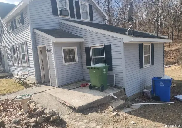 77 Randall ST #B, Florida, NY 10921