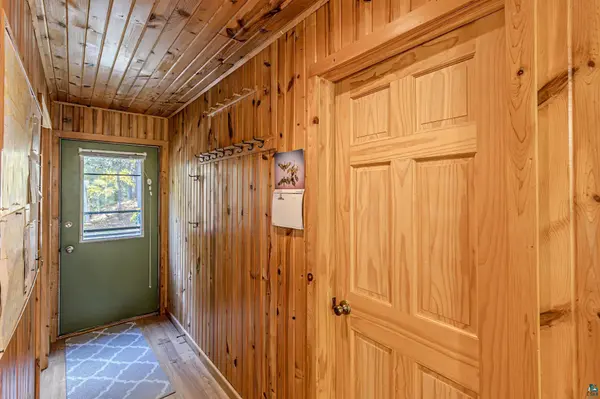 1450 Trygg Rd, Ely, MN 55731