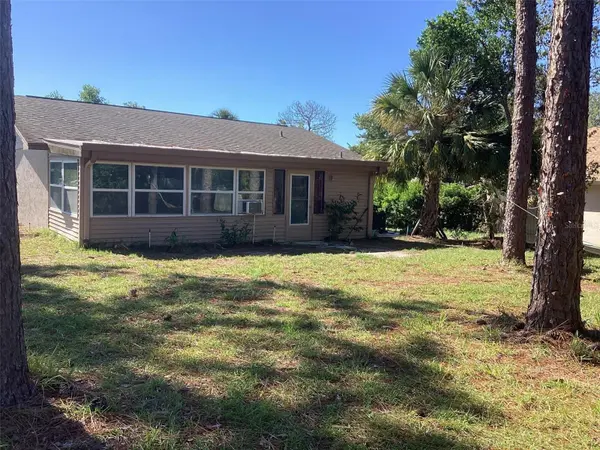 8445 DUNNELLON RD, Weeki Wachee, FL 34613