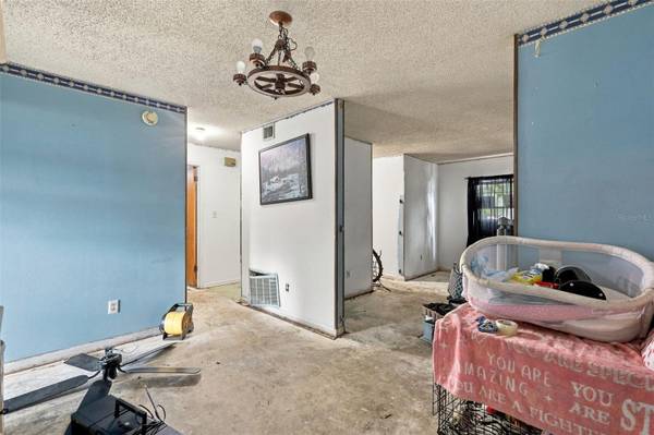 1101 WURST RD, Ocoee, FL 34761