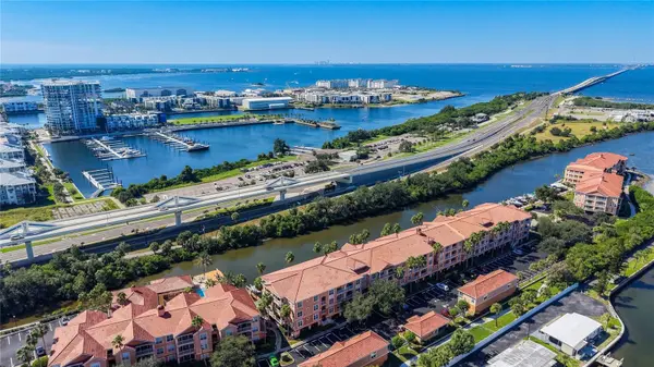 5000 CULBREATH KEY WAY #8-207, Tampa, FL 33611