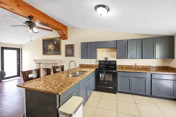 21 S PALM AVE, Kissimmee, FL 34741