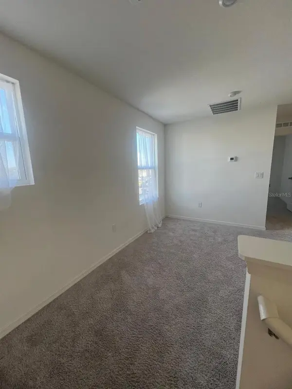1914 GOLDEN BEAK DR, Eagle Lake, FL 33839