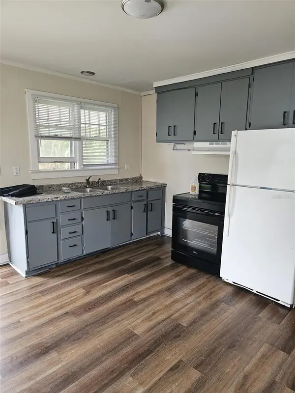 609 NE 8TH AVE, Ocala, FL 34470