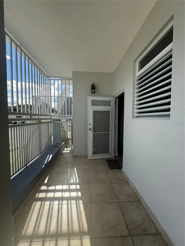 15-P SABANA DEL PALMAR, Bayamon, PR 00957