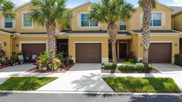 2011 HAWKS VIEW DR, Ruskin, FL 33570