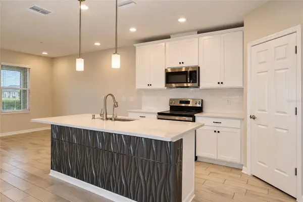 5438 TRIPOLI DR, Palmetto, FL 34221