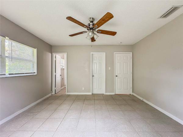 4407 POMPANO DR, Tampa, FL 33617