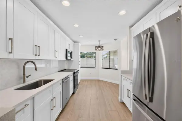456 LAKEVIEW DR #5, Palm Harbor, FL 34683