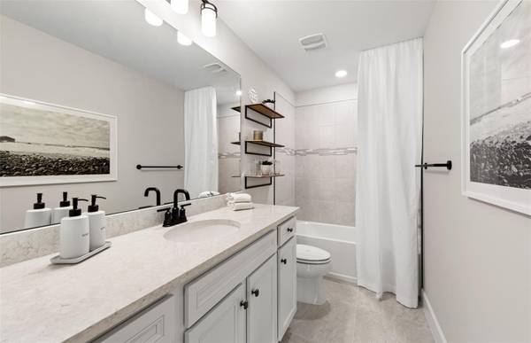 17045 MOONFLOWER DR, Venice, FL 34293