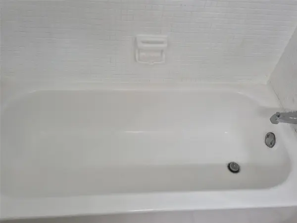 6324 NEWTOWN CIR #24B3, Tampa, FL 33615