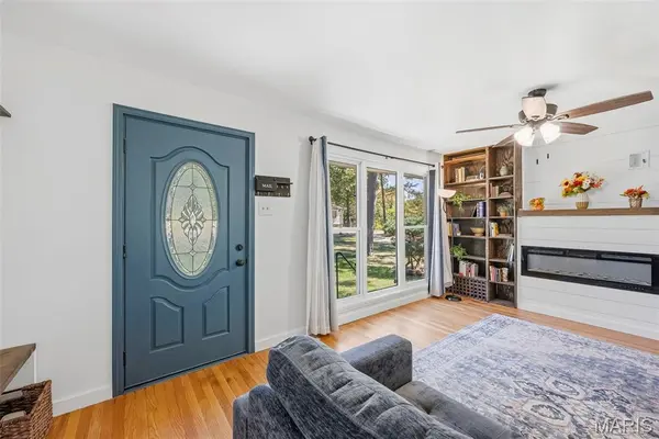 731 Beverly Ann DR, Fenton, MO 63026
