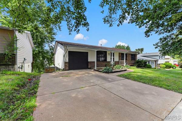 2693 Creekwood Manor LN, Unincorporated, MO 63125