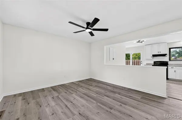 2693 Creekwood Manor LN, Unincorporated, MO 63125