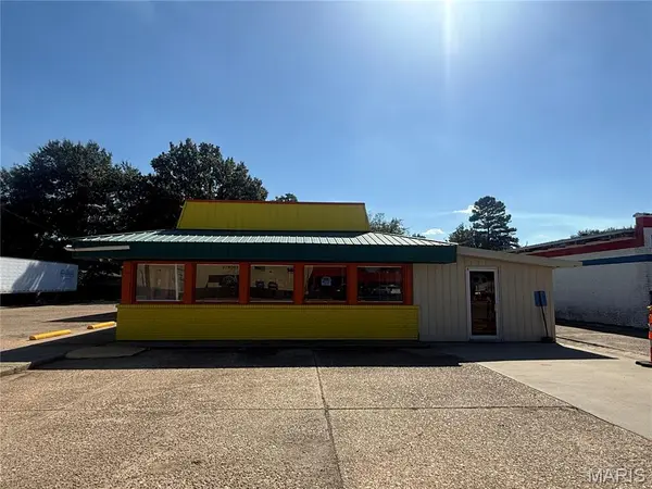 1009 Saint Francis ST, Kennett, MO 63857