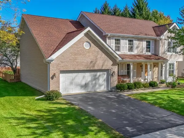 885 Stockbridge PL, Elgin, IL 60120