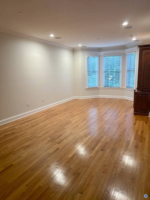 1127 Gilbert AVE #1127, Downers Grove, IL 60515
