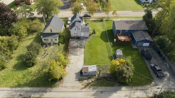 1808 Hermon AVE, Zion, IL 60099