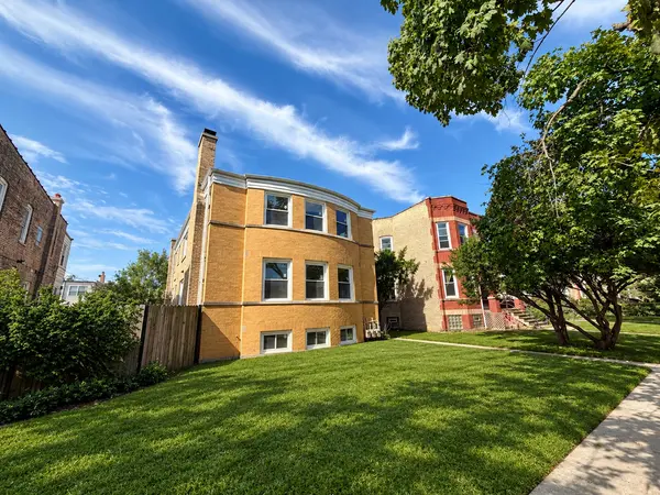 4914 N Monitor AVE #2, Chicago, IL 60630