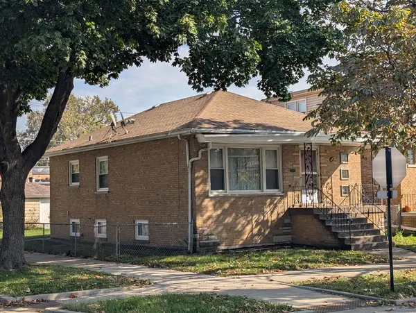 4601 S Komensky AVE, Chicago, IL 60632